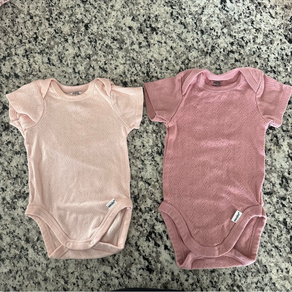 Gerber Organic 0-3 Mos Onesie